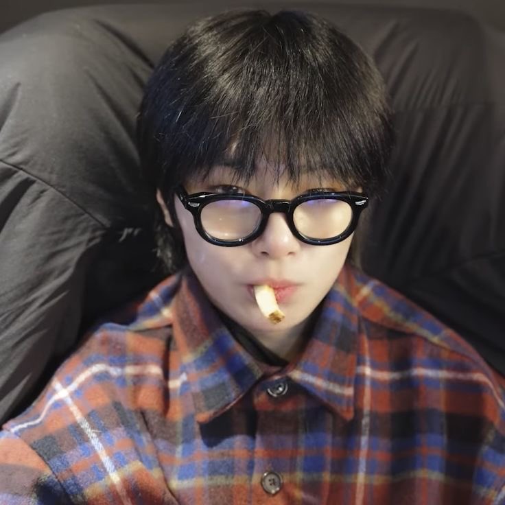 [잡담] 양정인 이거 구몬 띵가먹고 엄마 몰래 피씨방 간 초딩 같다 | 인스티즈