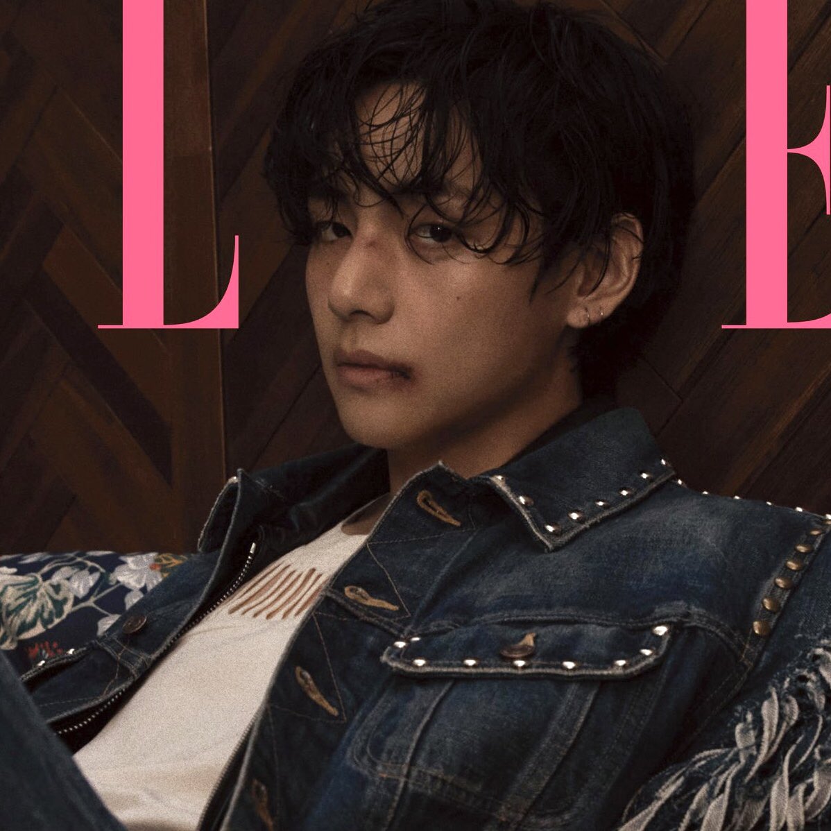 [잡담] 뷔 21살이랑 28살 차이 걍 눈물난 | 인스티즈