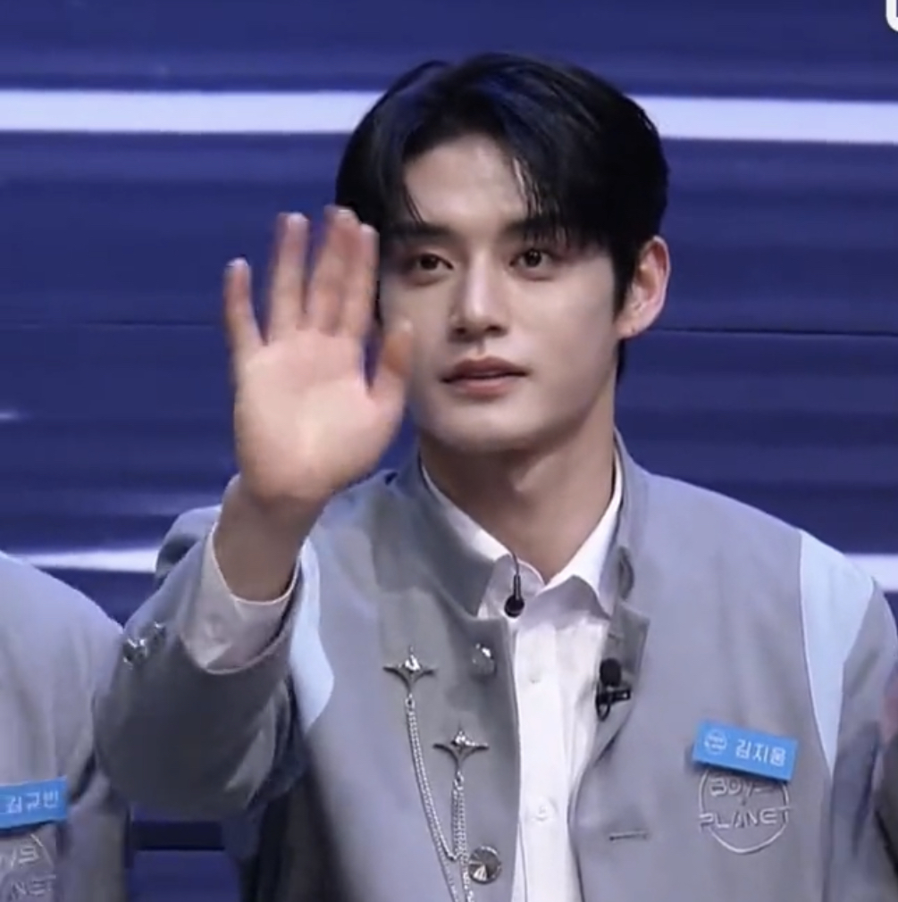 ㄱ [잡담] 김지웅 장하오 하오츠일것같은게 | 인스티즈