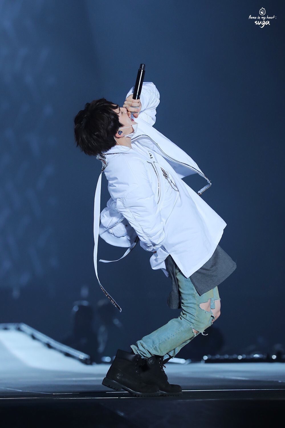 [잡담] 슈가 무대할 때 내가 좋아하는 것들... | 인스티즈