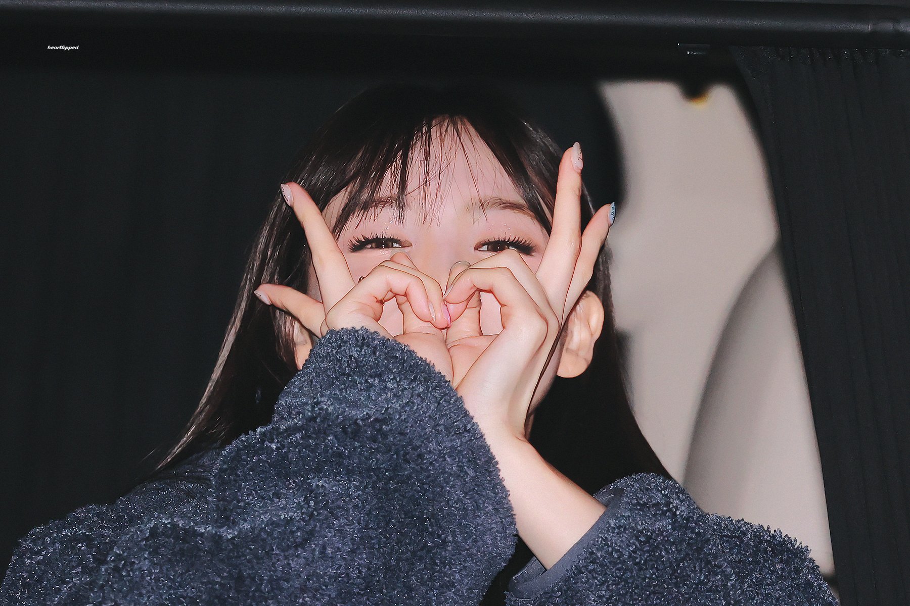 [잡담] 아 나연 어제 엔딩포즈 나연하트 | 인스티즈