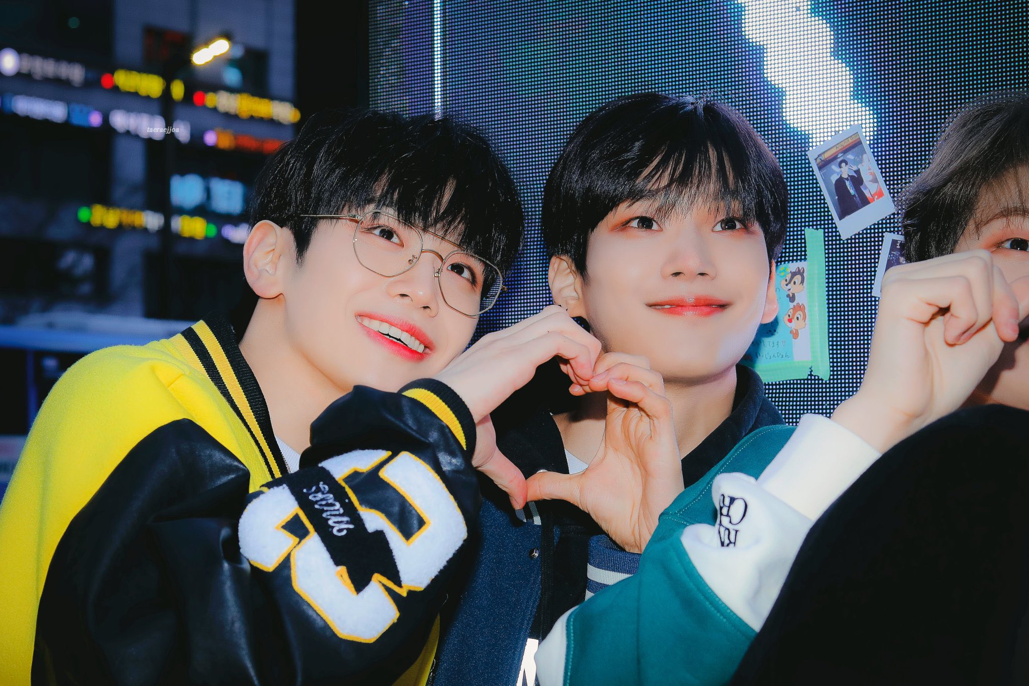 [잡담] 김태래 박한빈 꽃가루즈 투픽 많아???? 난 나만 있는줄 | 인스티즈