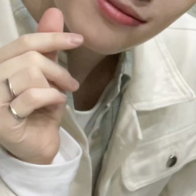 [잡담] 내가 좋아하는 김태래 손 | 인스티즈