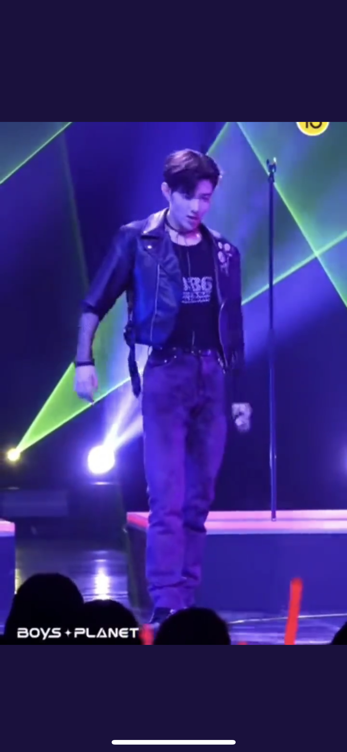 [잡담] 직캠 보는데 장하오 슬렌더 너무 맞다 | 인스티즈