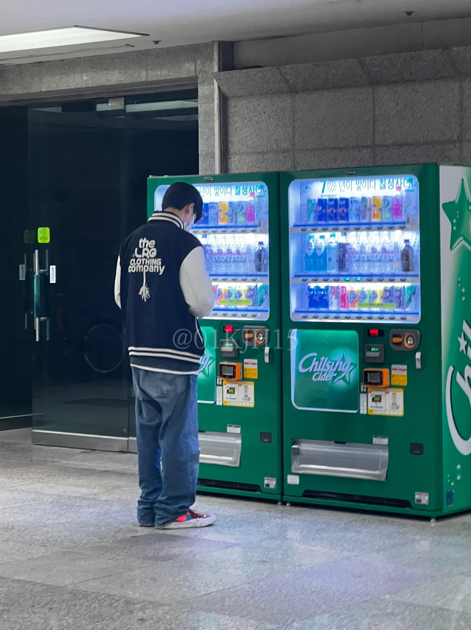 [잡담] 금준현 자판기만한 남자 | 인스티즈