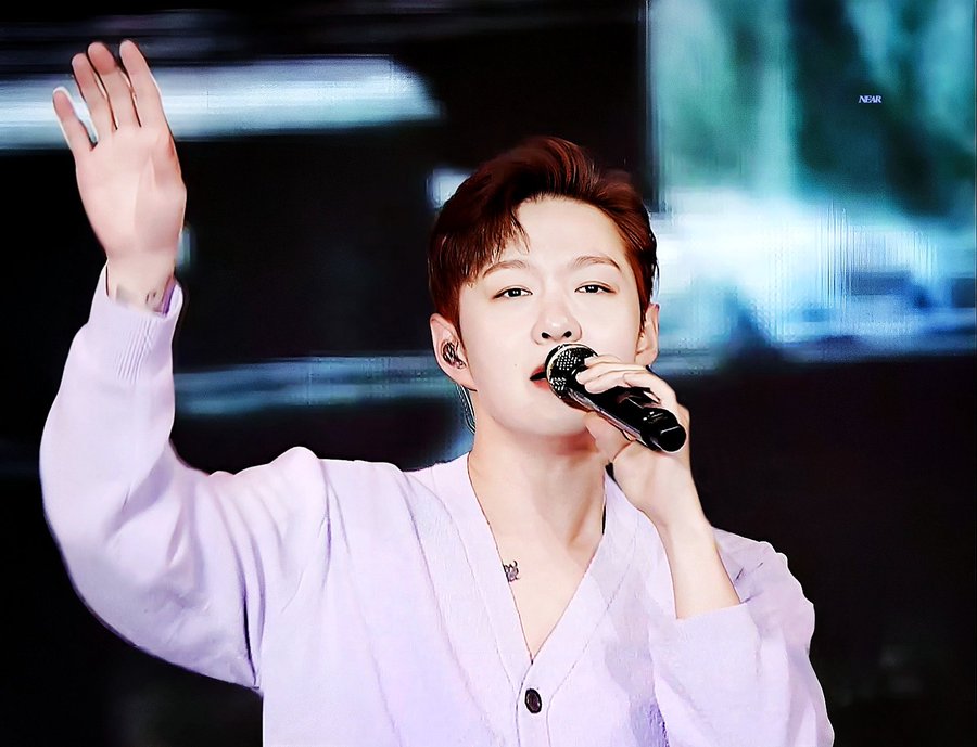 [잡담] 이창섭 오늘 무슨 일이야 | 인스티즈