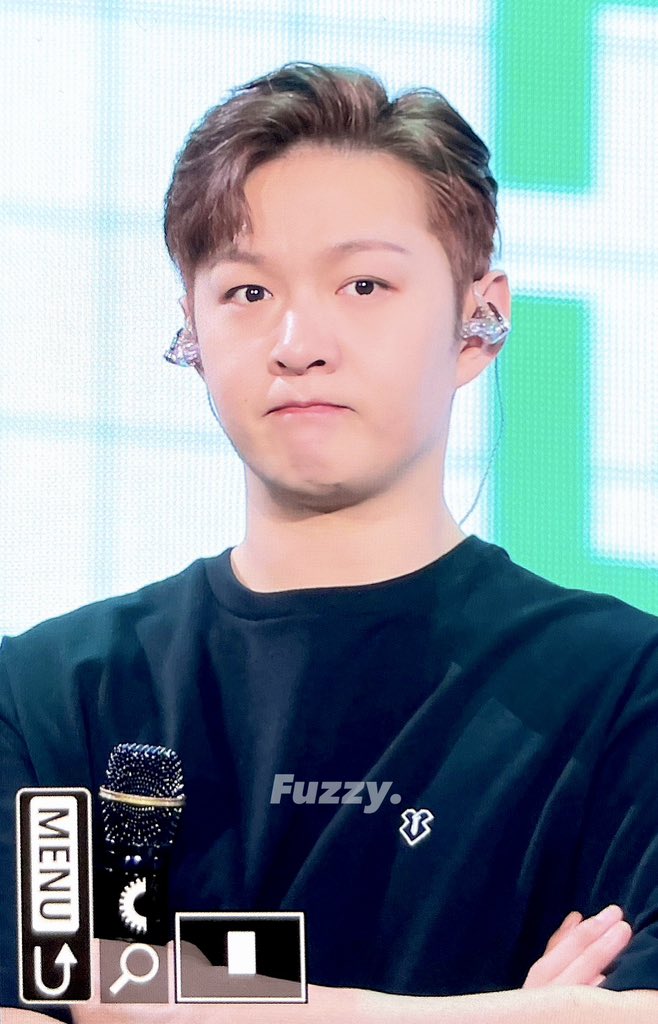 [잡담] 이창섭 오늘 무슨 일이야 | 인스티즈