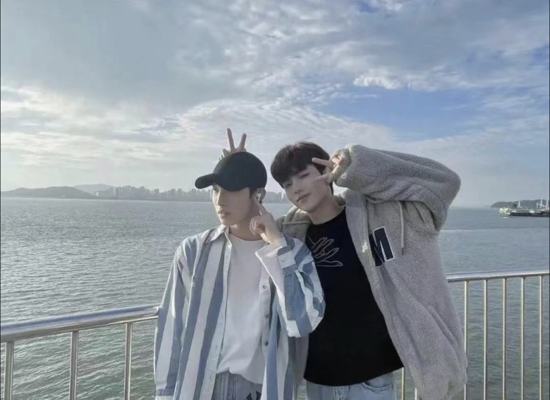 [잡담] 장하오랑 천관루이 둘이 찍은 과사 봤어?? | 인스티즈