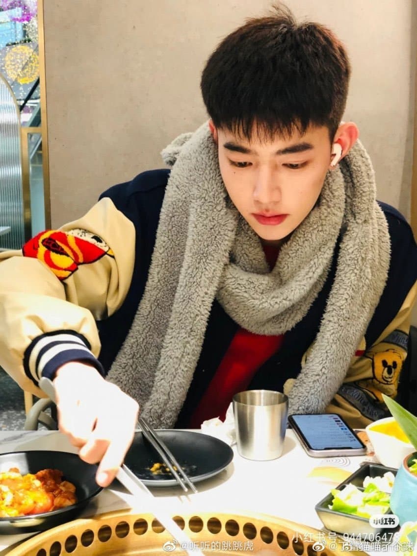 [잡담] 장하오 일반인 시절에도 도촬당함 ㅋㅋㅋㅋㅋ | 인스티즈