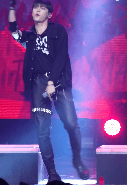 [잡담] 근데 성한빈 피지컬 진짜 좋다 | 인스티즈