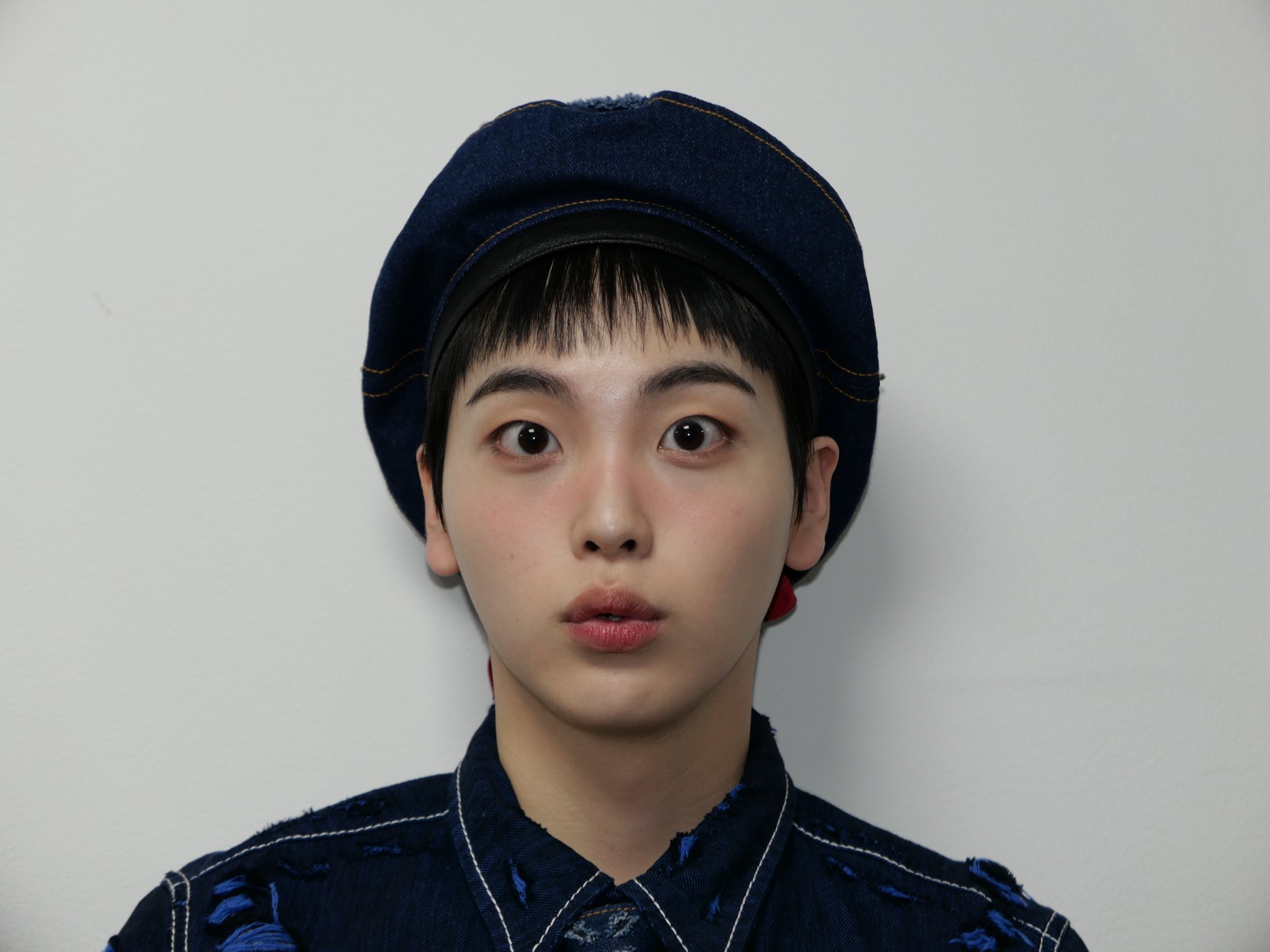 [잡담] 형준이 머리카락 자르더니 진짜 짱구같아 ㅋㅋㅋ아 ㅋㅋㅋㅋㅋㅋㅋ | 인스티즈