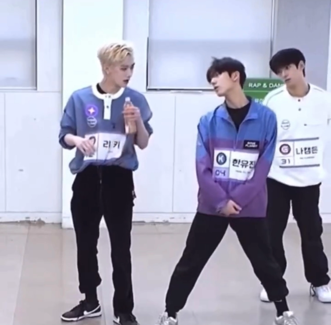 [잡담] 아 나캠든 이 짤은 첨 보는데 넘 귀욥다 | 인스티즈