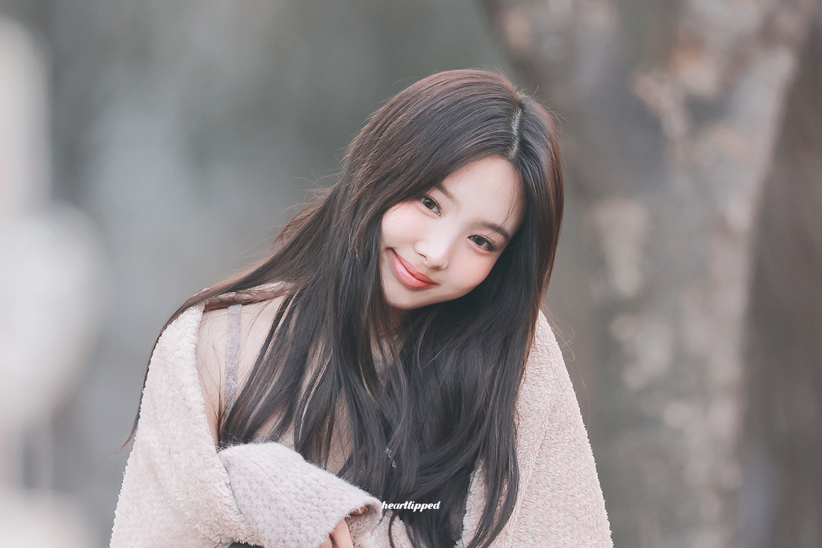 [잡담] 트와 오늘 미팬했는데 나연 너~무 이쁘다 | 인스티즈