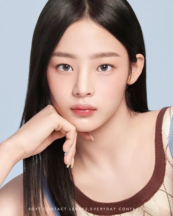 [잡담] 의식하고 보니까 뉴진스 민지 ㄹㅇ솥뚜껑이네 | 인스티즈