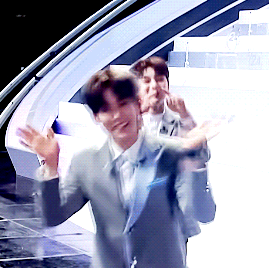 [잡담] 이렇게되면 매튜 순발식 포즈..세마넴스포가 맞은듯 | 인스티즈