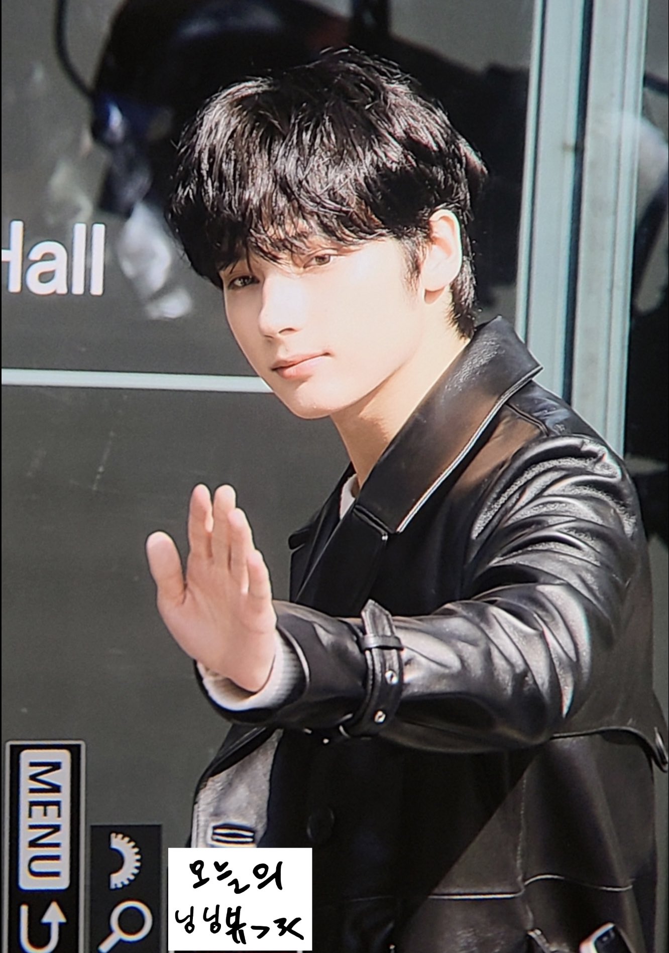 [잡담] 오늘 서울패션위크 참석한 휴닝카이 | 인스티즈