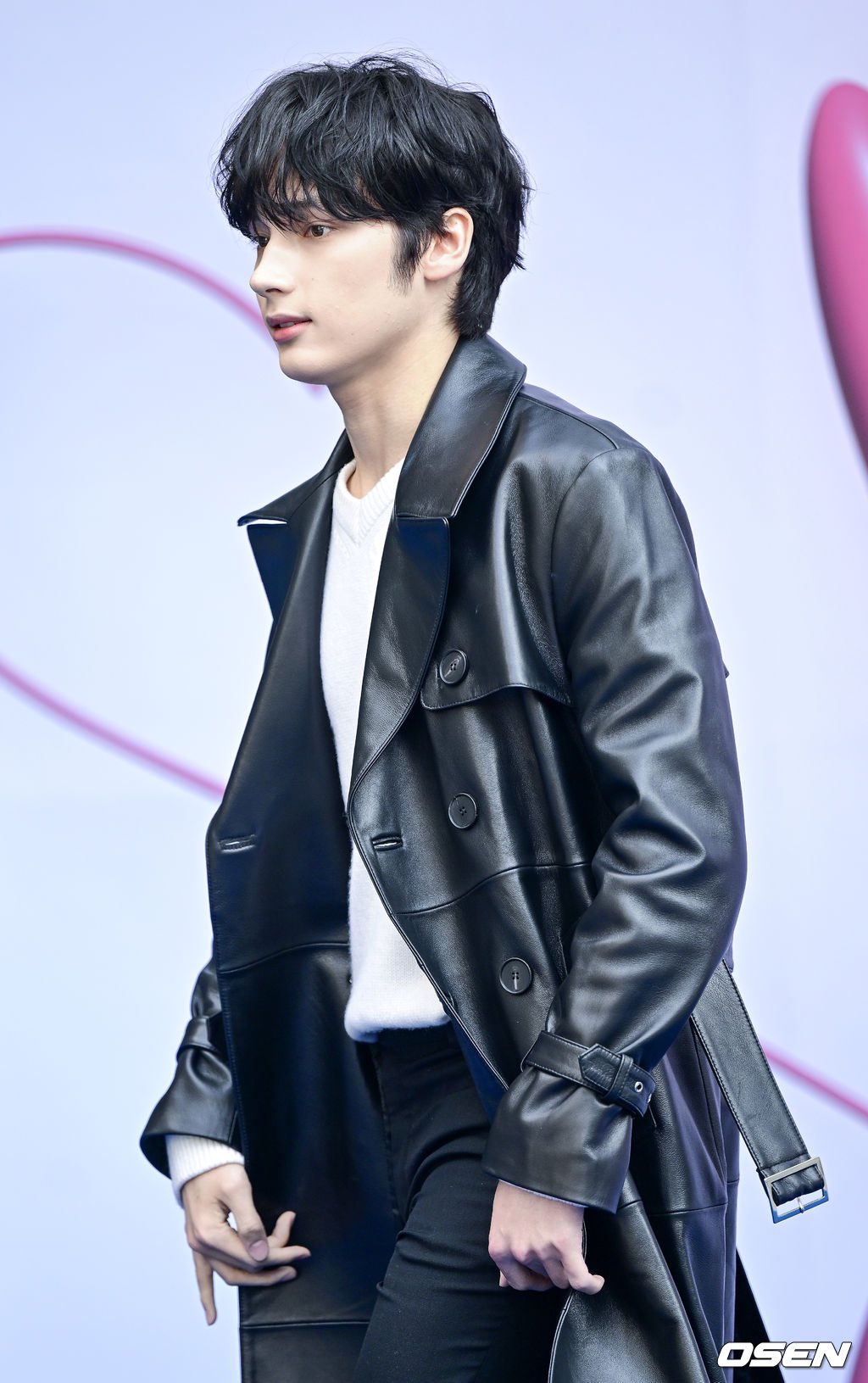 [잡담] 오늘 서울패션위크 참석한 휴닝카이 | 인스티즈