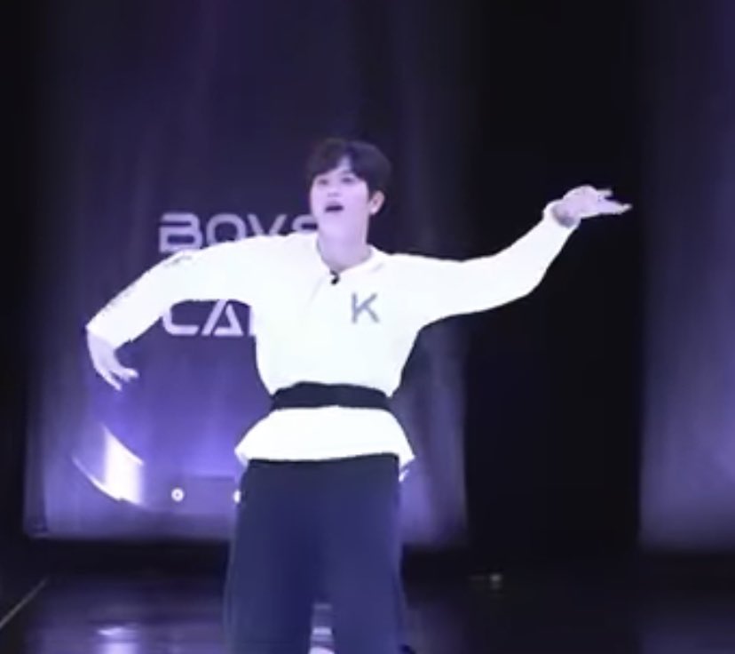 [잡담] 뜬금없는데 정민규 성한빈한테 텃팅 배우는거 보고싶다 | 인스티즈