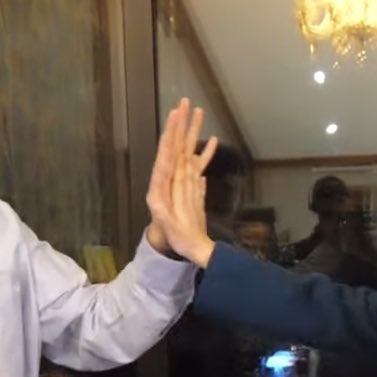 [잡담] 부승관 손 진짜 개크다 | 인스티즈