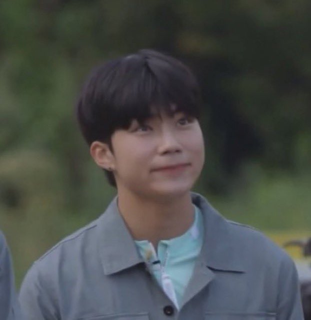 [잡담] 이거 건욱이 top4 안에 들어서 아기리더로 뽑힐때인데 | 인스티즈