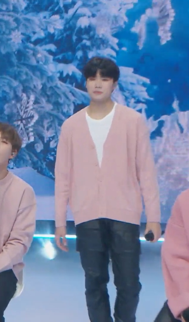 [잡담] 야생돌 막화에 어떤 울보강아지가 있대서 봐봤는데 ㅈㅇ건욱 | 인스티즈