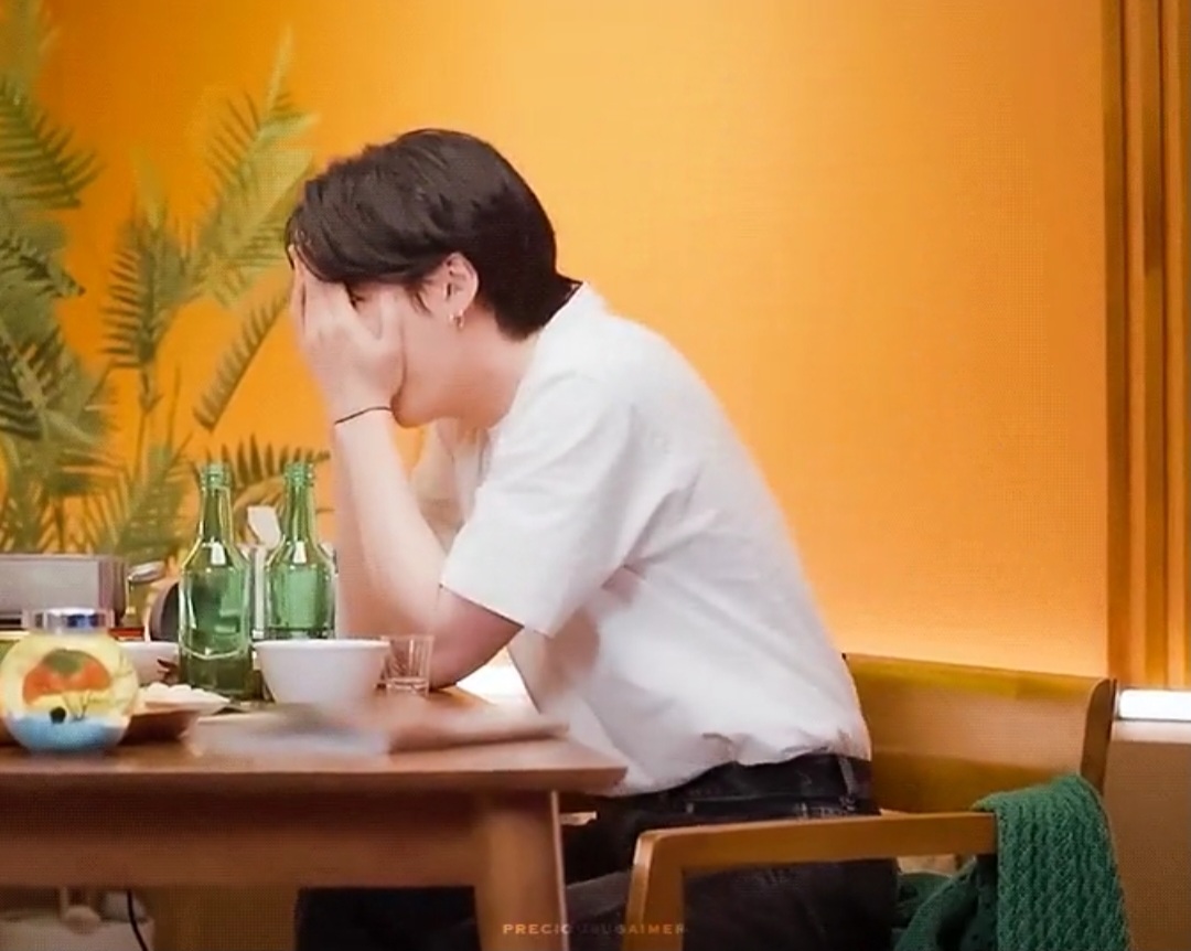 [잡담] 슈가 ☺️ << 이 이모티콘 그 잡채 | 인스티즈