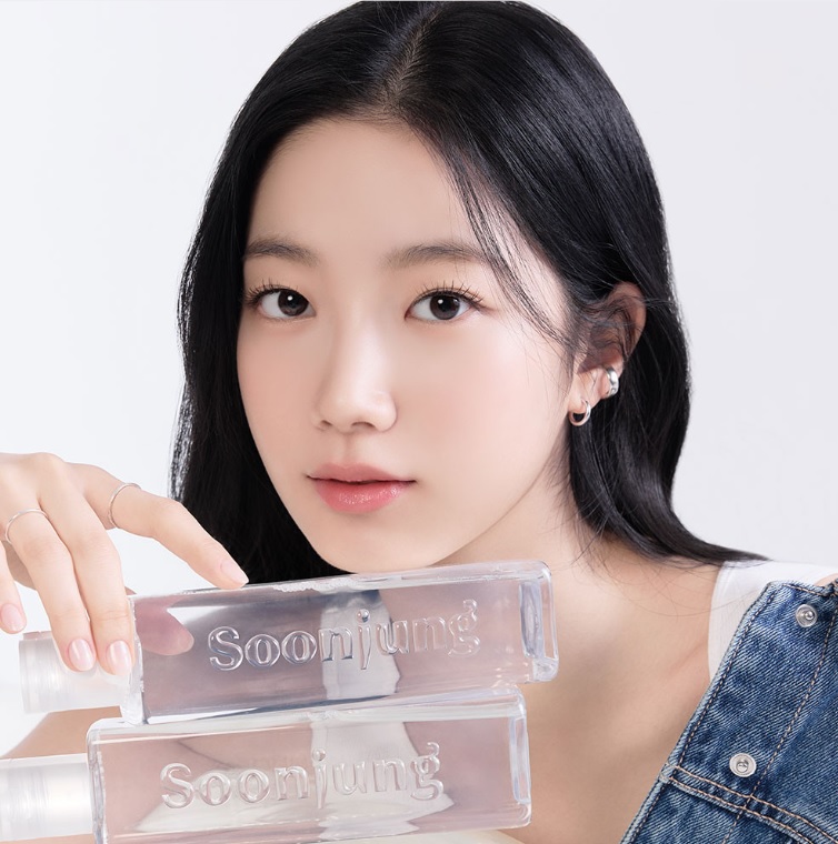 [잡담] 에뛰드 새로 뜬 화보 카즈하랑 찰떡이다 | 인스티즈