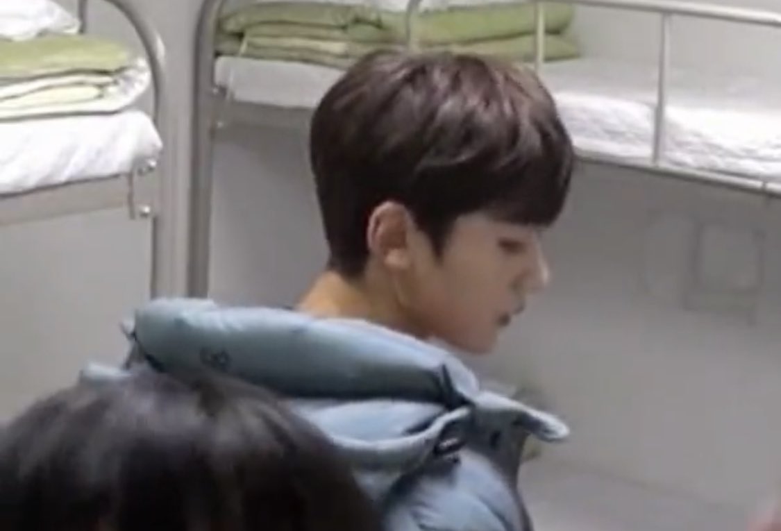 [잡담] 매튜 특별히 관심없었는데 이거 뭔가 아련하고 오묘하게 빠져들어 | 인스티즈