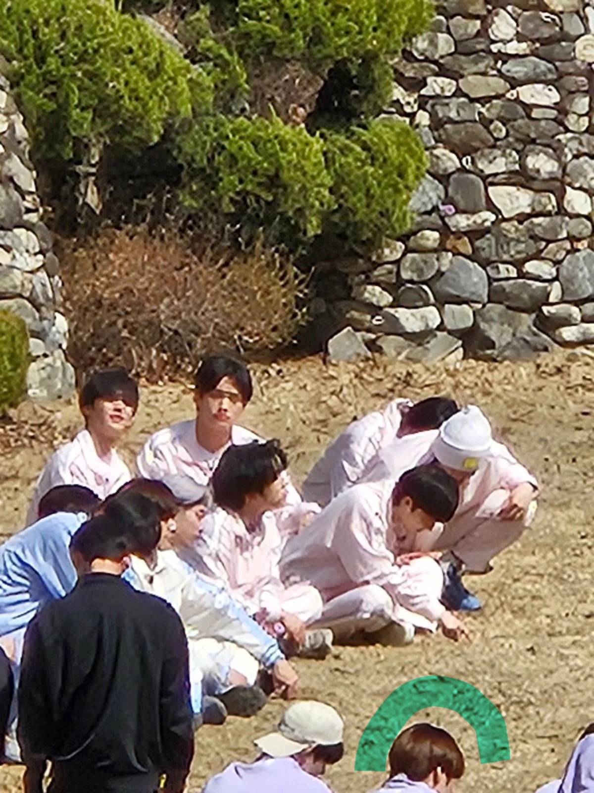 [잡담] 보플 그럼 이친구는 누구야? | 인스티즈