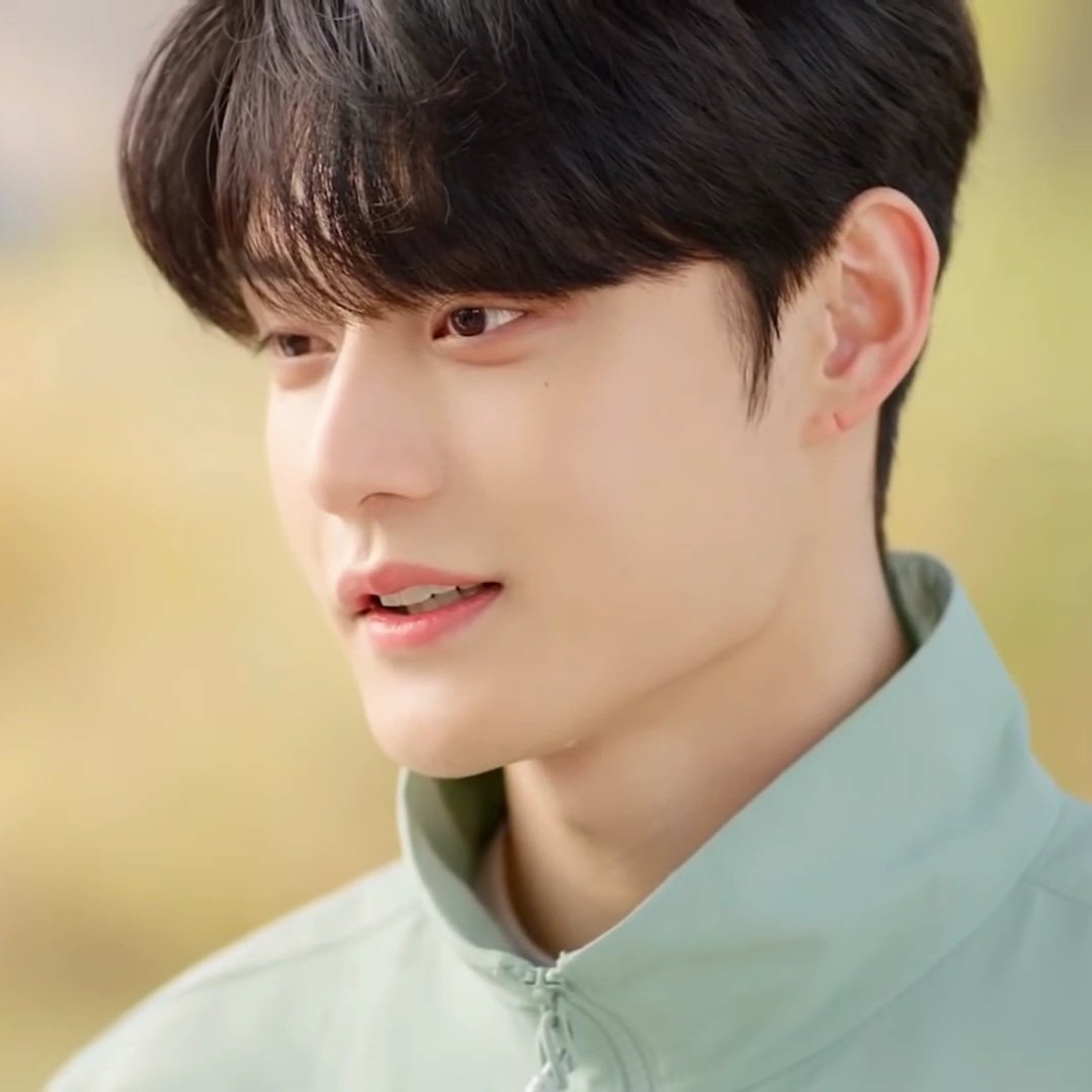 [잡담] 김지웅 생덮머 vs 펌덮머 | 인스티즈