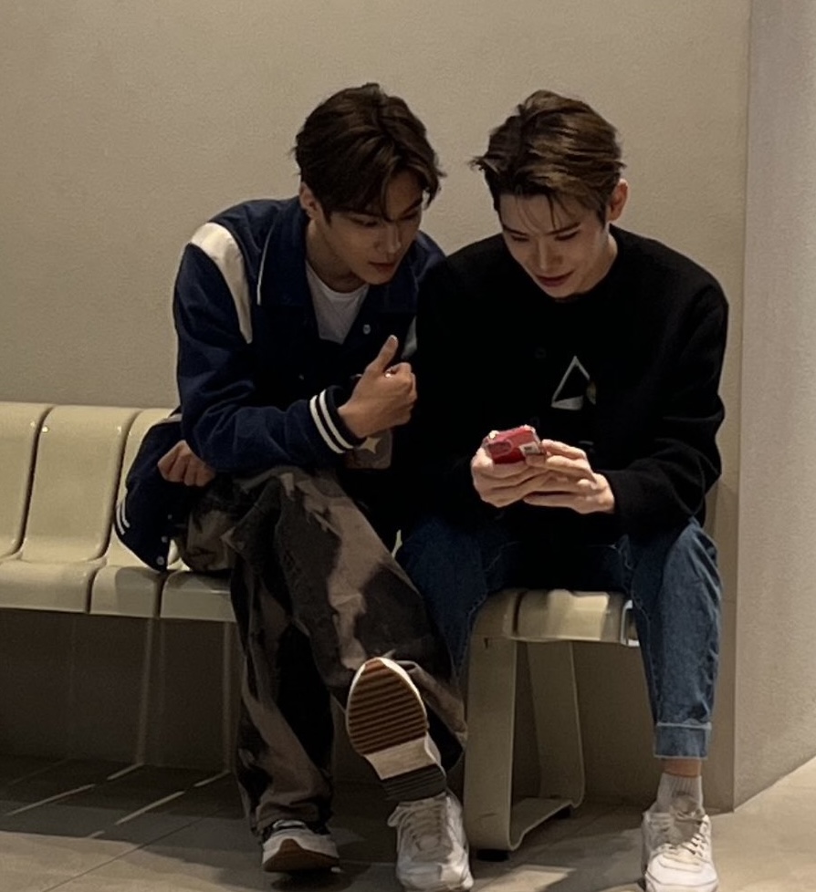 [잡담] 얘네 이미 스위치 스포했었네 (아님) | 인스티즈