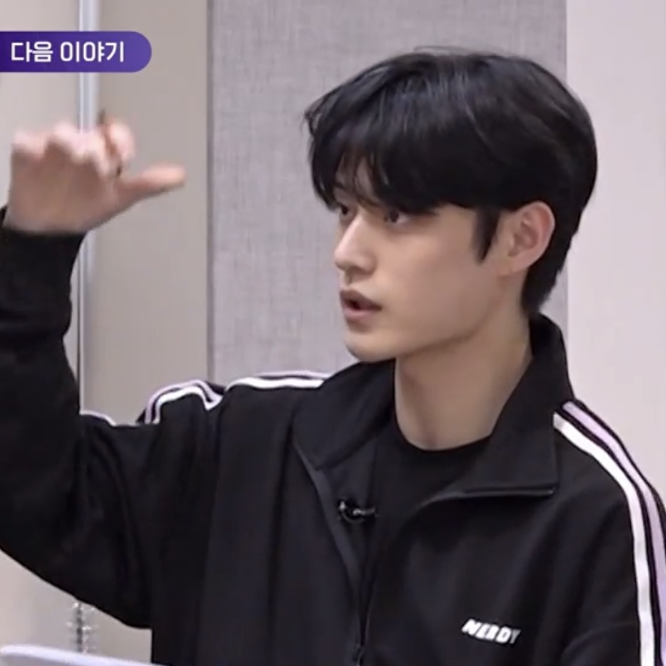 [잡담] 연습실 김지웅때문에 돌아버리겟음 | 인스티즈