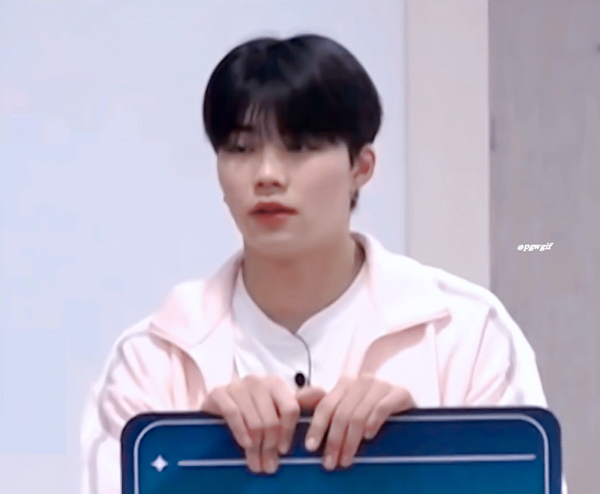 [잡담] 미나상들 고누크에게 줏대있게 투표해 | 인스티즈