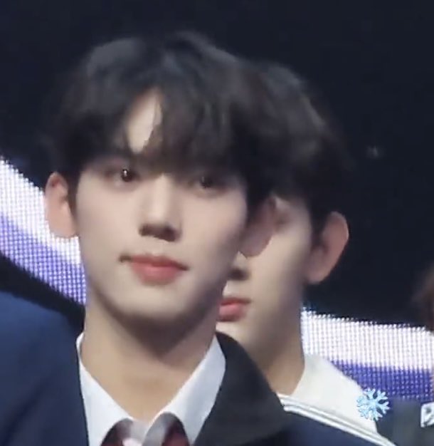 [잡담] 한유진 이 얼굴에 프리뷰 안 뜬거 개오바다 | 인스티즈