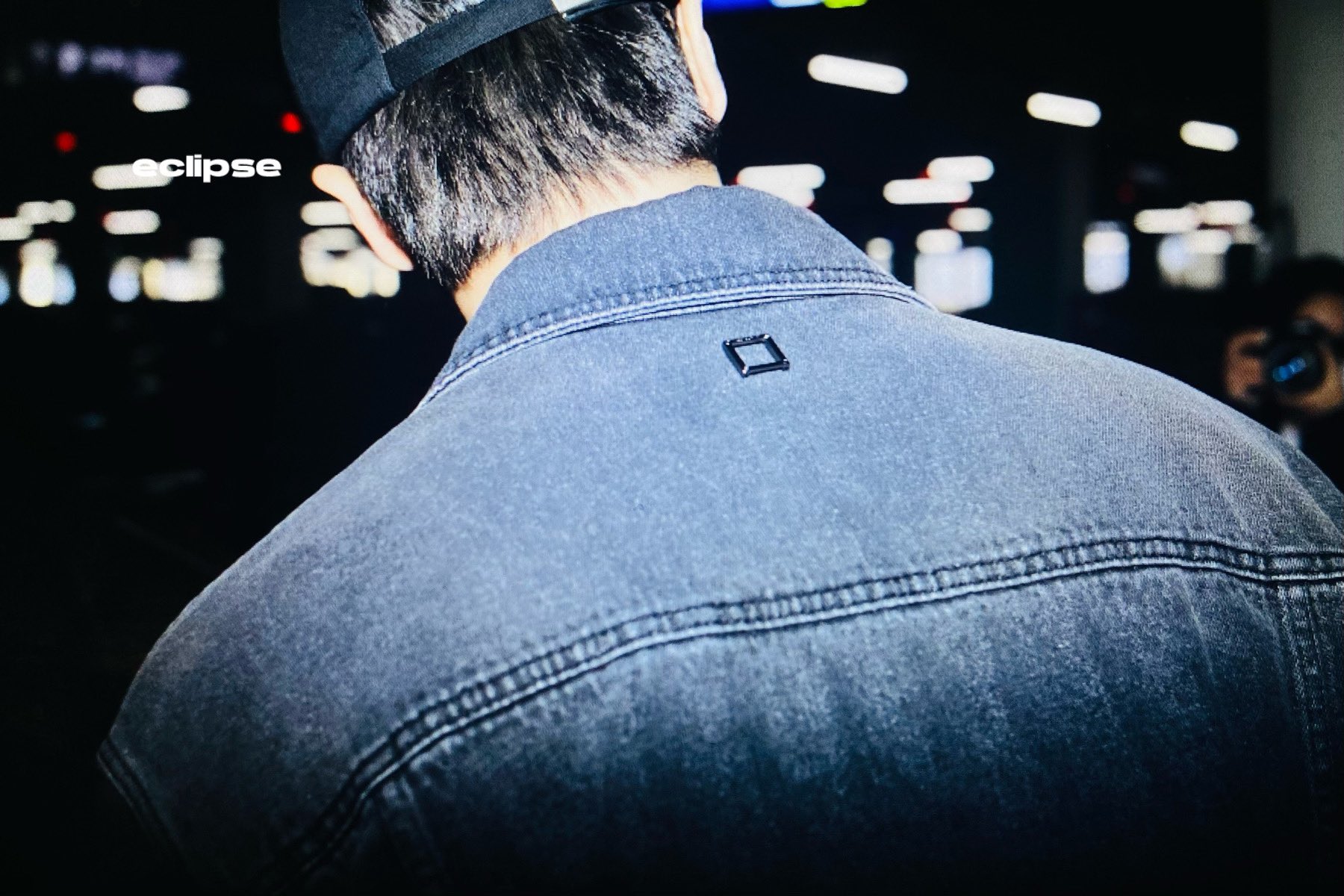 [잡담] 문빈 어깨 진짜 좌우로 늘린 것처럼 넓다 | 인스티즈