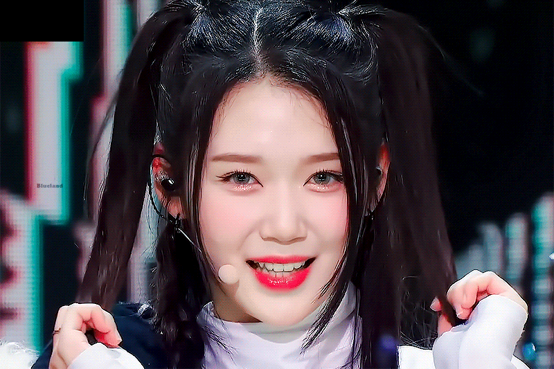 [잡담] 트리플에스 유빈이 너무 예쁘고 귀여워서 짤줍했어😊 | 인스티즈