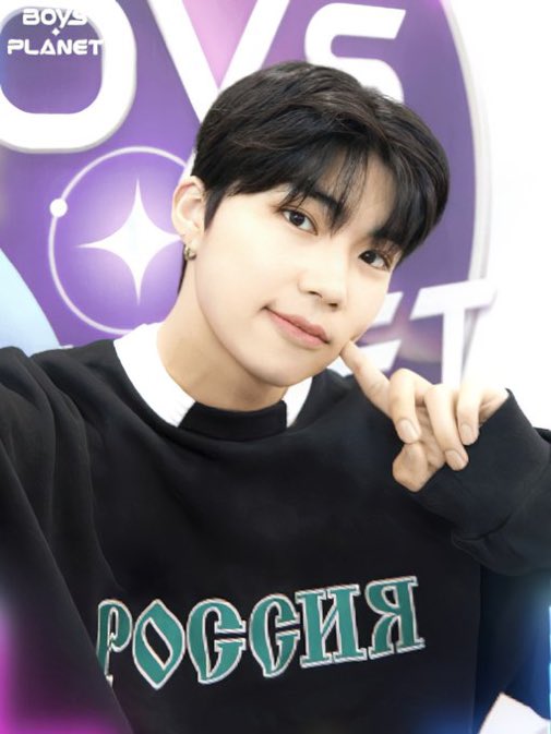 [잡담] 박건욱 아디다스 맨투맨의 축복에 끝이 없네… | 인스티즈