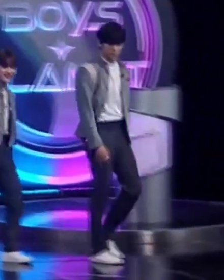 [잡담] 키가 생각보다 커서 배신감 느낀 보플 연습생 두명 | 인스티즈