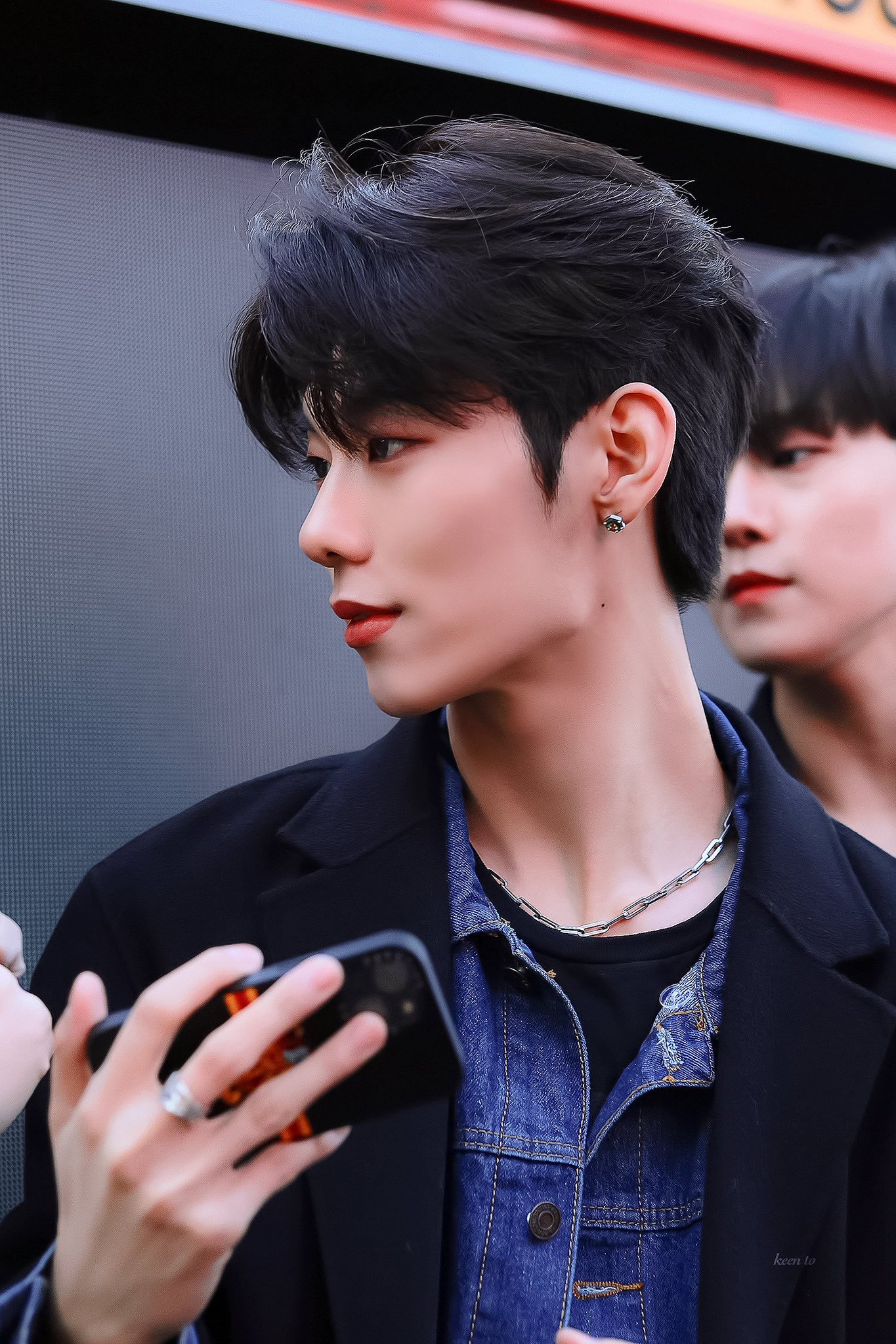 [잡담] 이정현은 턱이 ㄹㅇ 아님? | 인스티즈