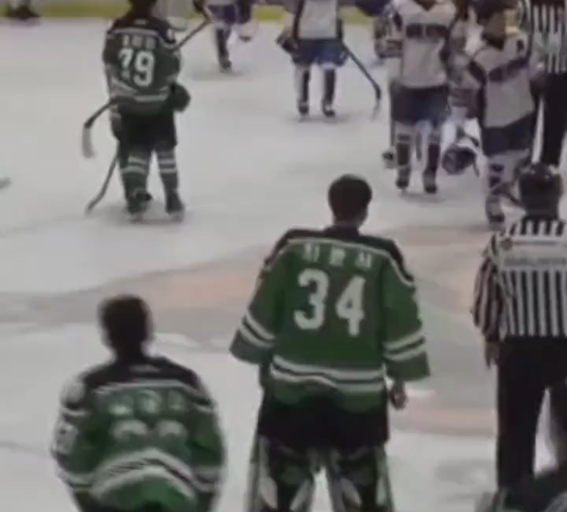 [잡담] 위에화는 무슨 스포츠 하나는 해야 들어갈수 있는 회사인가요 | 인스티즈