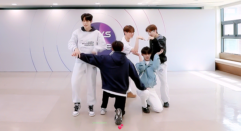 [잡담] 세마넴 저런곡은 애들끼리 서로 장난치면서 하면 | 인스티즈