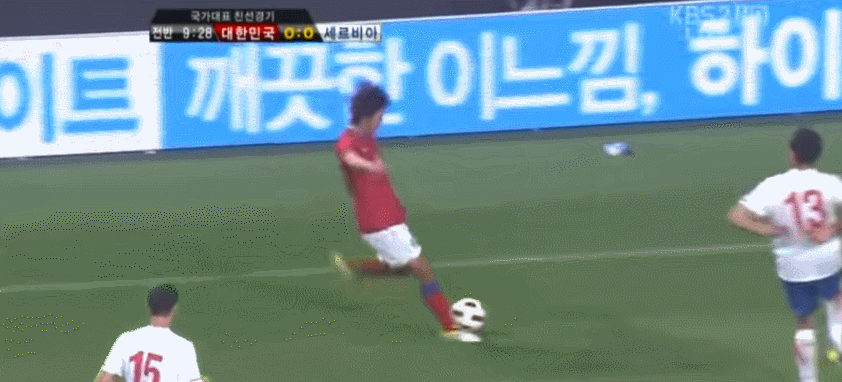 [잡담] 완성형 국가대표 공격수 박주영 전성기 시절 폼.gif | 인스티즈