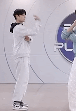 [잡담] 김지웅: 저도 나름 귀엽기 때문입니다! | 인스티즈