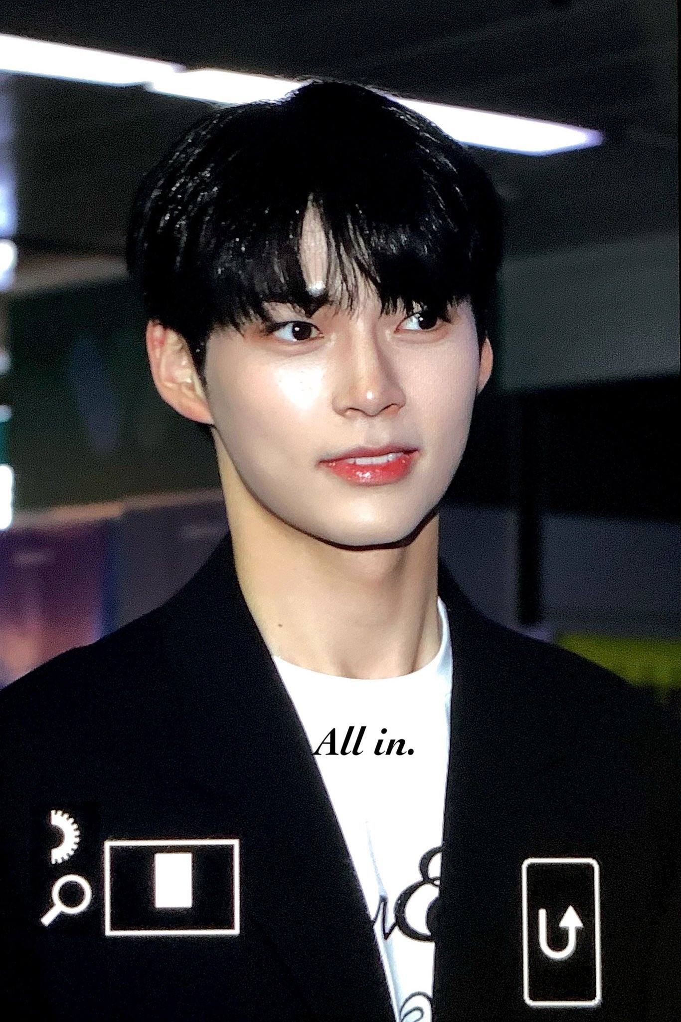 [잡담] 한빈아 평생 흑발만 해줘 | 인스티즈