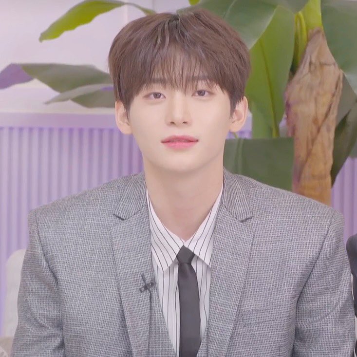 [잡담] 정모 얼굴 실화냐,,, | 인스티즈