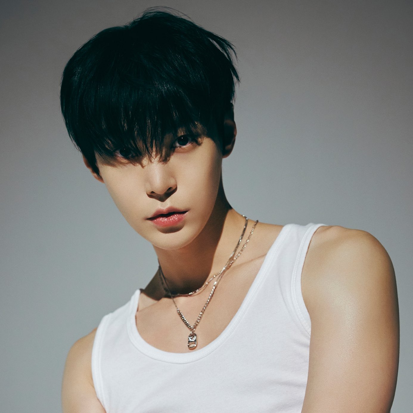 [잡담] 도영 얼굴이 너무 뱀 뱜 그 자체 | 인스티즈