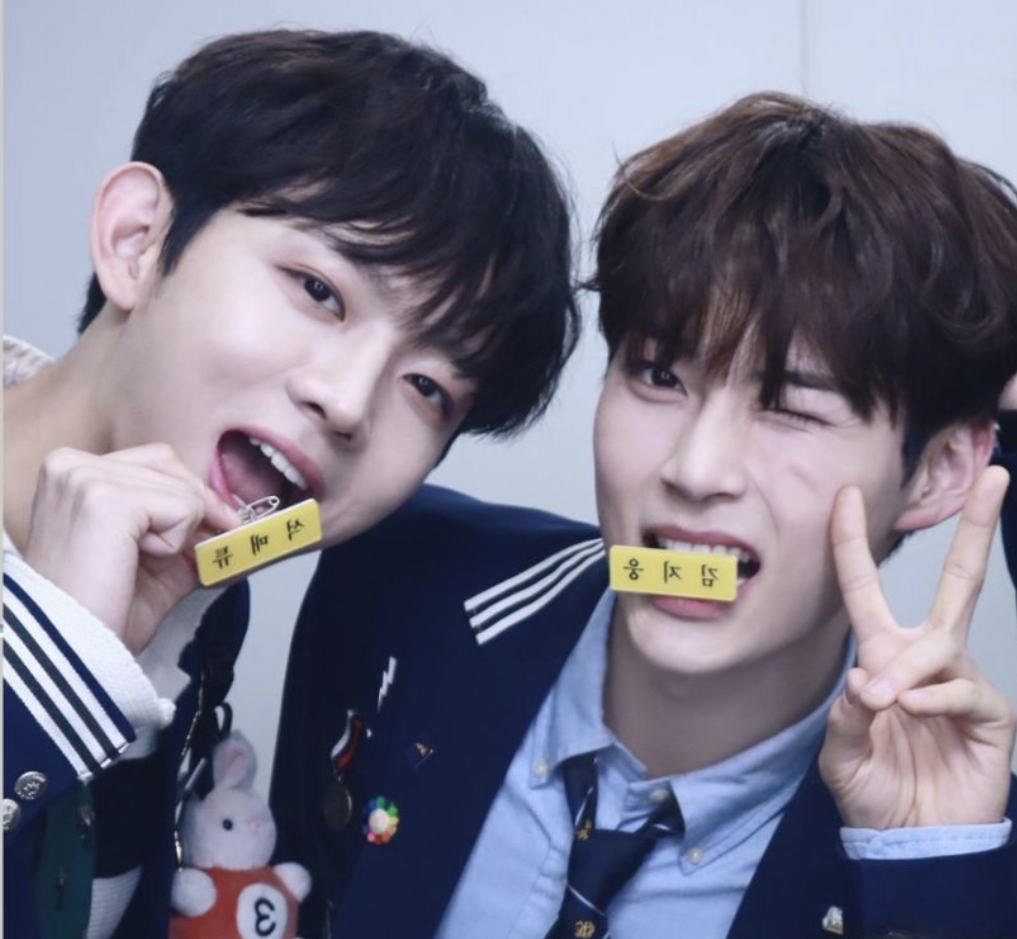 [잡담] 성한빈 퍼컬 위에화 아니냐구.. | 인스티즈