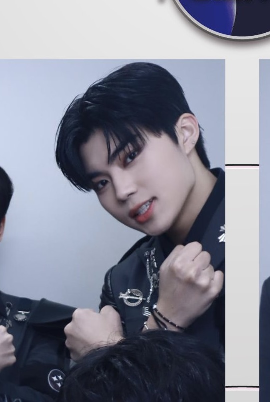 [잡담] 박건욱 제복 + 반깐 개좋아 ….. | 인스티즈