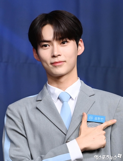 [잡담] 성한빈 기사사진에서도 살아남았다 오늘 | 인스티즈