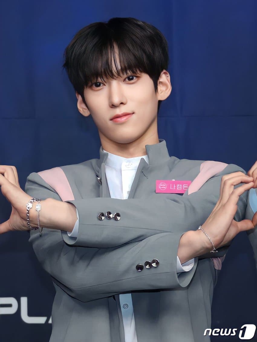 [잡담] 나캠든 기사사진에서도 기울어져 있는데?ㅋㅋㅋㅋㅋㅋ | 인스티즈